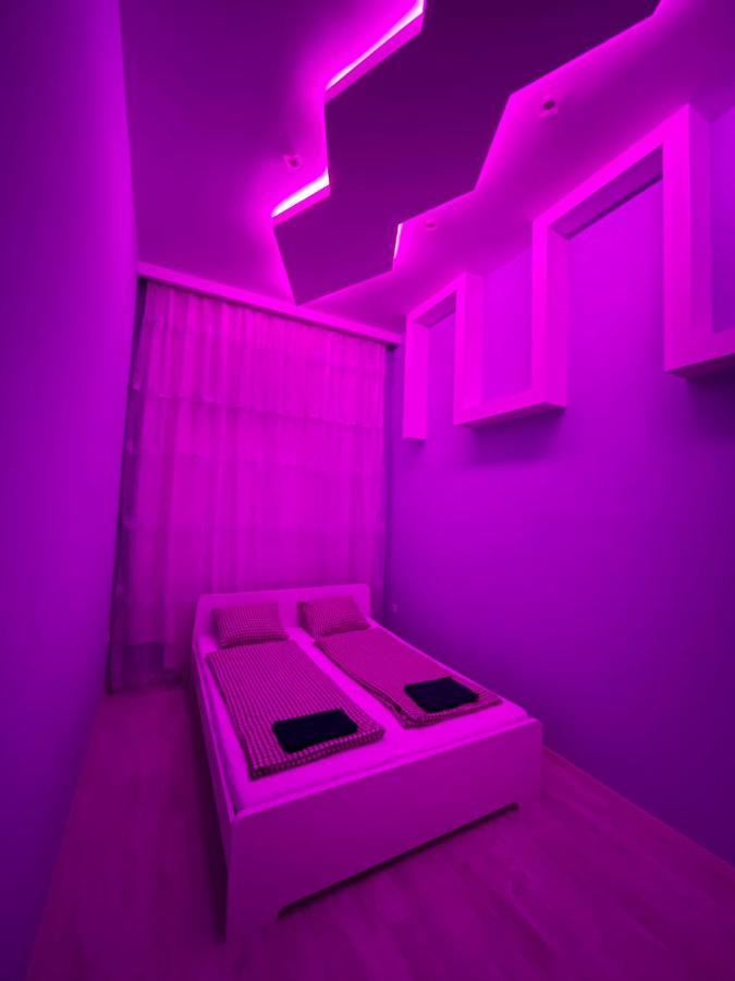 Deluxe Sapphire Residency - 4 Bedrooms Budapeste Exterior foto